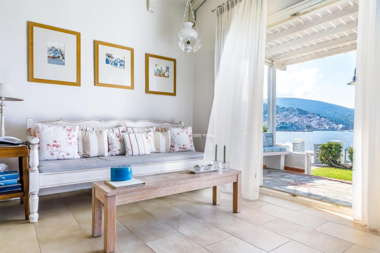 Skopelos Village Hotel エクステリア 写真