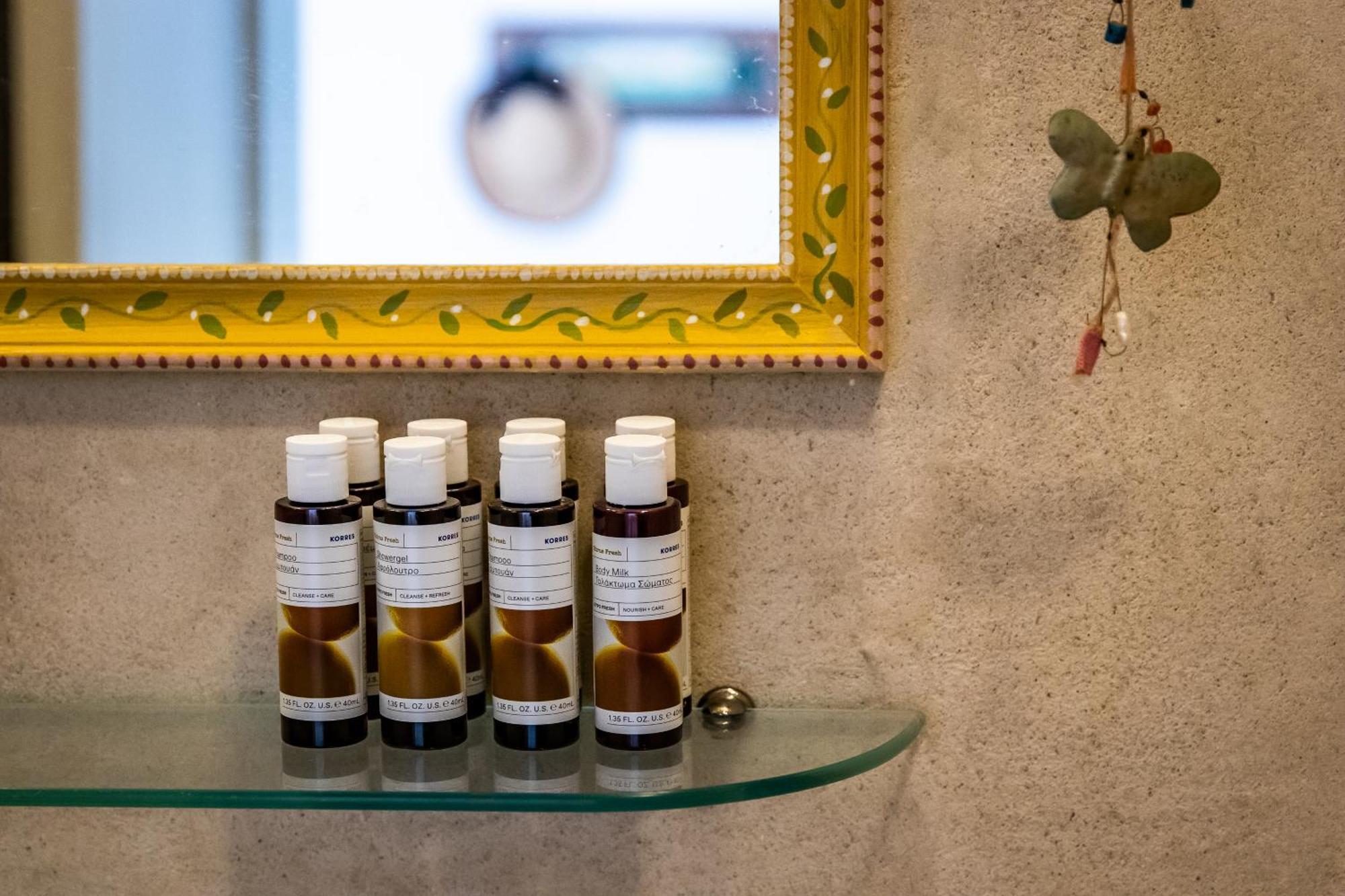 Skopelos Village Hotel エクステリア 写真