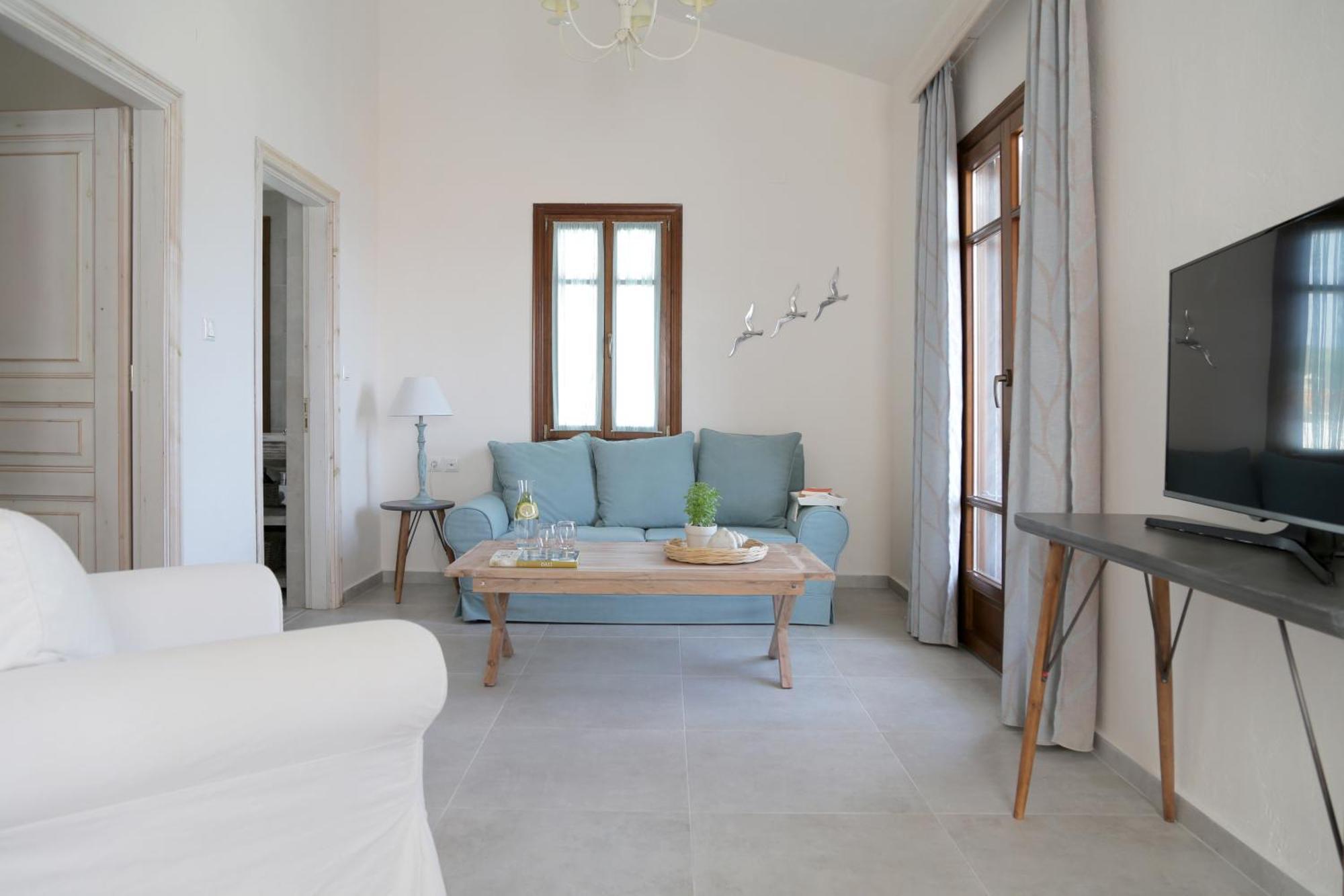 Skopelos Village Hotel エクステリア 写真