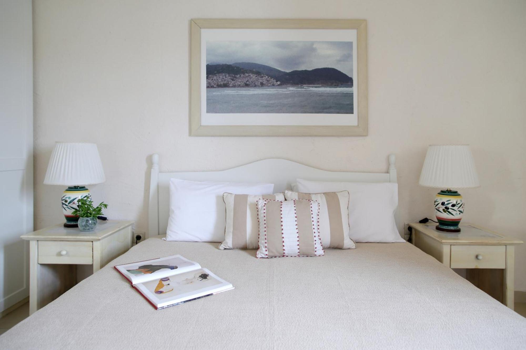 Skopelos Village Hotel エクステリア 写真